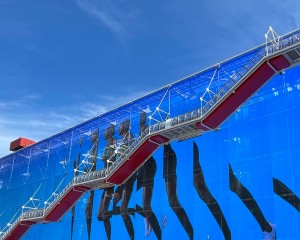 Pompidou Centre facade LED screen